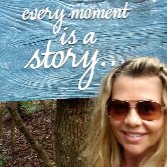 Meet your Posher, Ivana - Picture 2 of 5